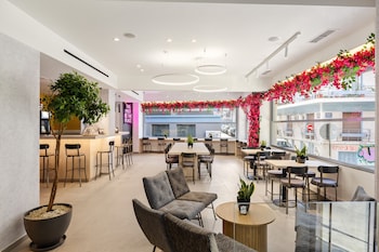the q hotel