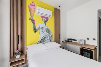 the q hotel