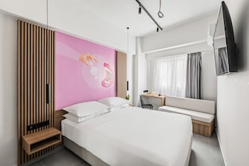 the q hotel