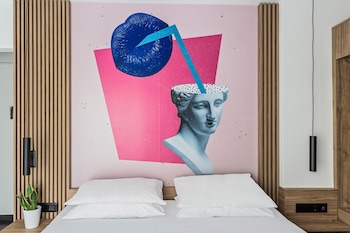 the q hotel