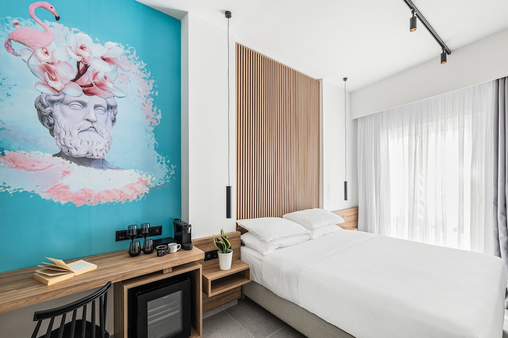 the q hotel