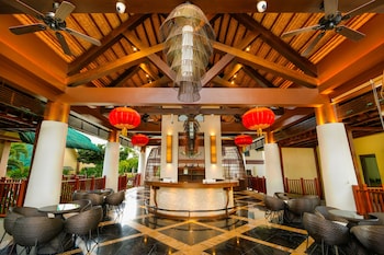 h resort the coral cliff