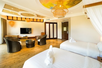 h resort the coral cliff