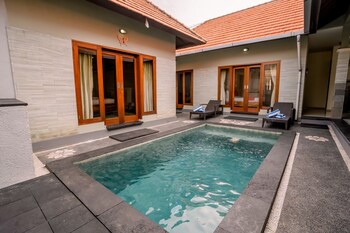 taman bali villa dewi sri