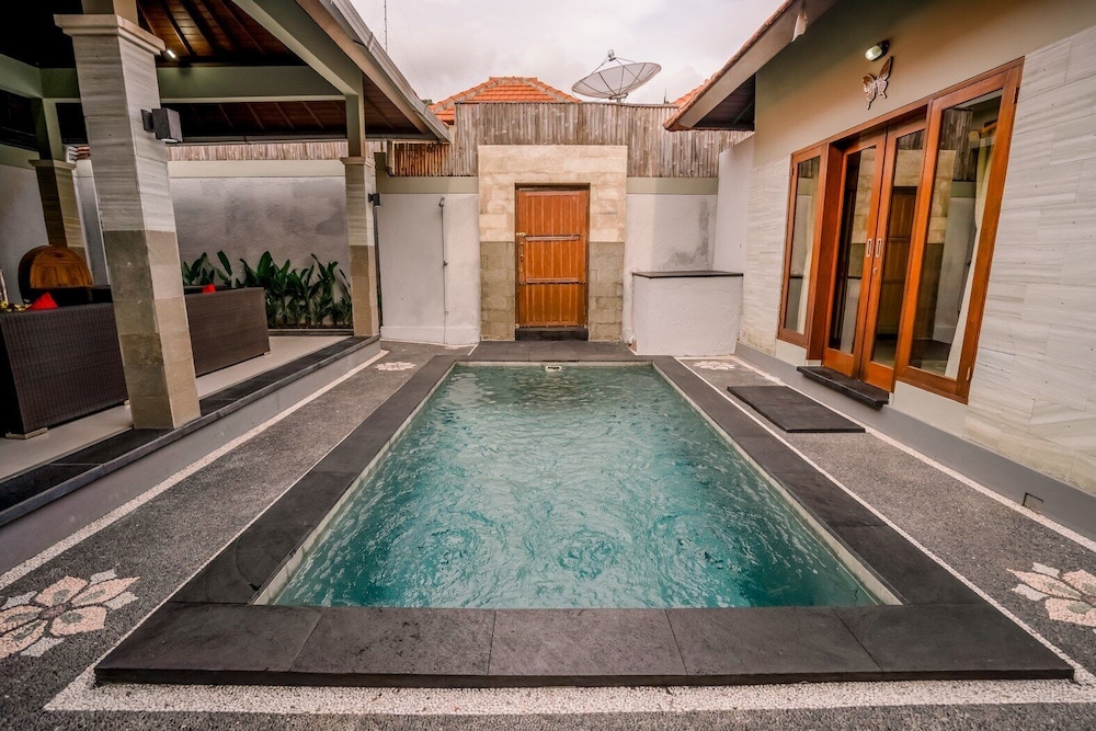 taman bali villa dewi sri