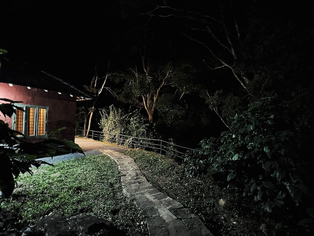 mahout resort