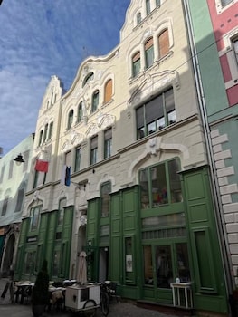 visaj downtown