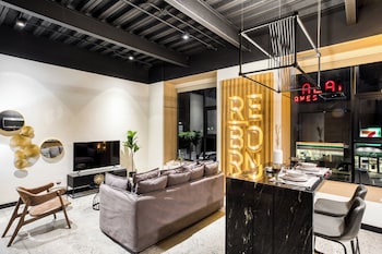 downtown designer apartments by uliv