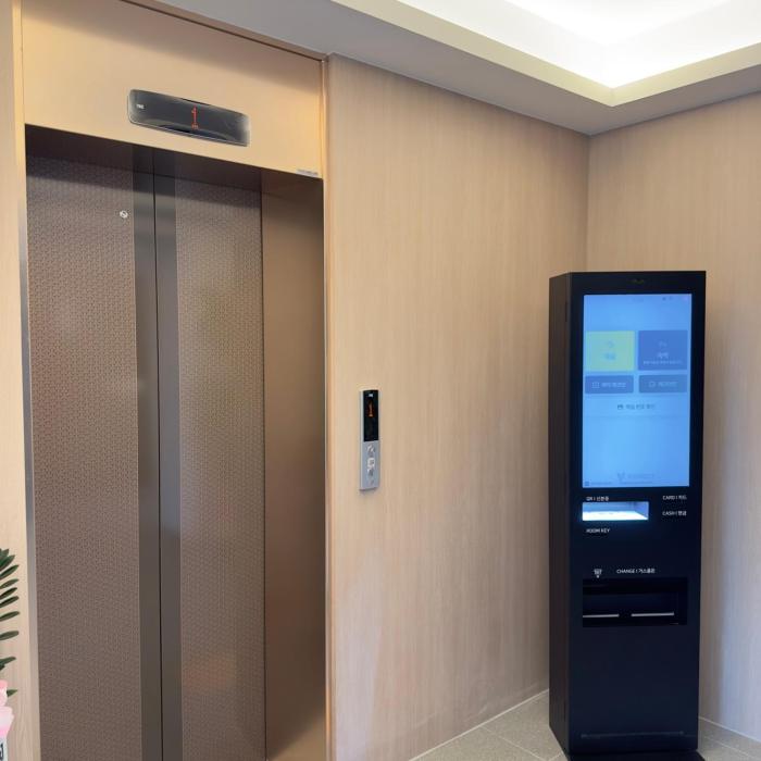 hound hotel gimhae samgye