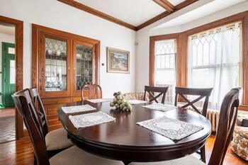 blackjacks bungalow