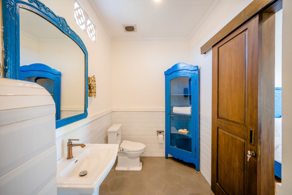 pitaloka hotel sanur by dewizzmanagement