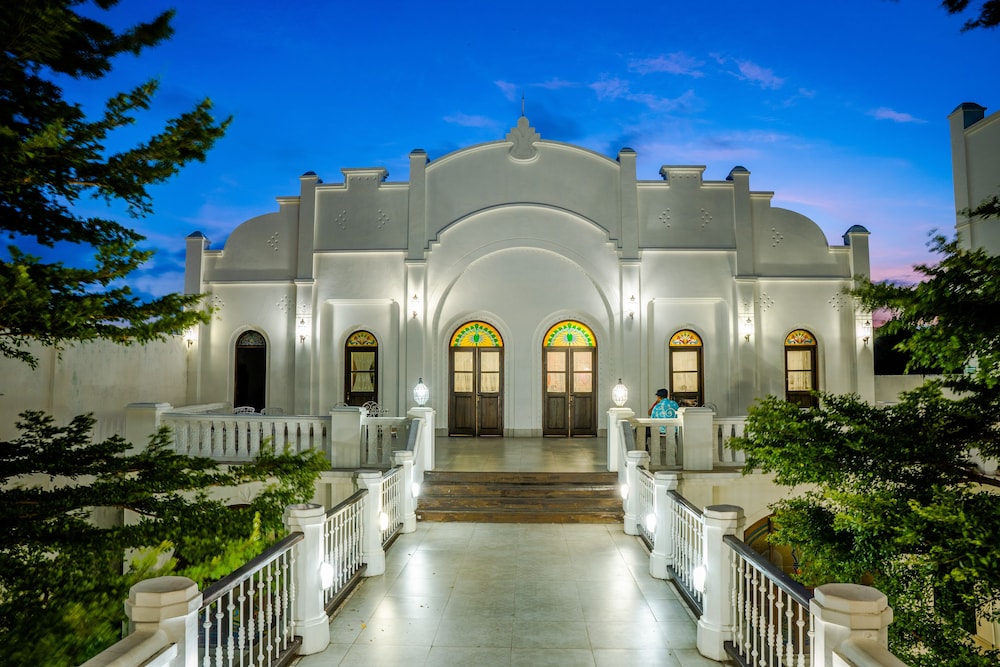 pitaloka hotel sanur by dewizzmanagement