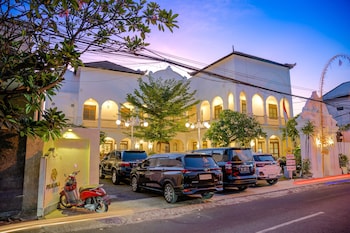 pitaloka hotel sanur by dewizzmanagement
