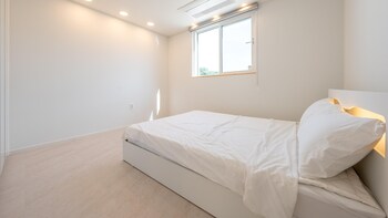 gangneung whiten pension
