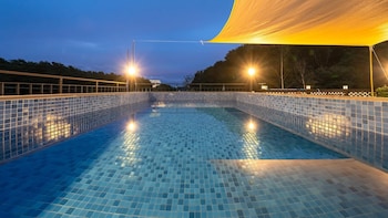 gangneung whiten pension