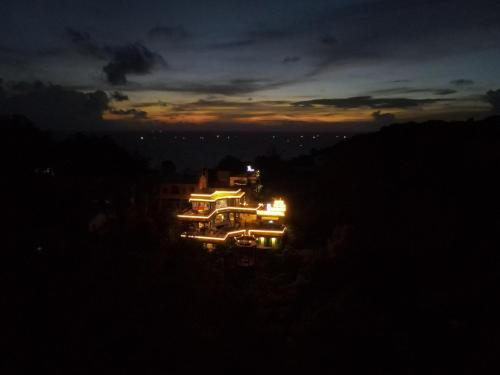 the nam du hill