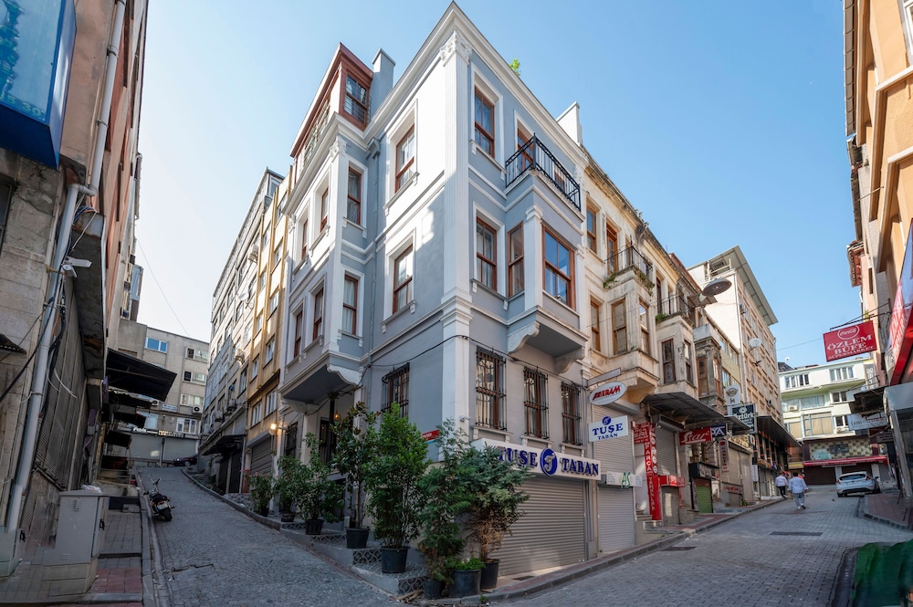 istanbul