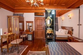 valeria antique 1892 sultanahmet