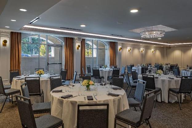 the publisher fredericksburg a tribute portfolio hotel