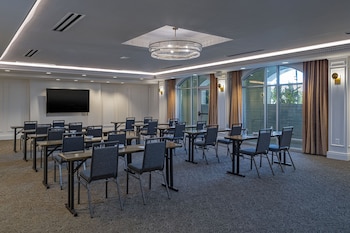 the publisher fredericksburg a tribute portfolio hotel