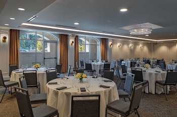 the publisher fredericksburg a tribute portfolio hotel