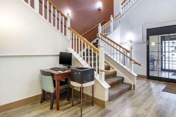 mainstay suites ocean city west