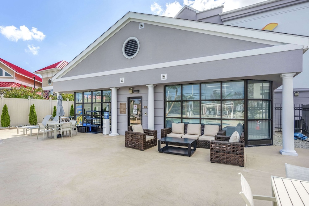 mainstay suites ocean city west