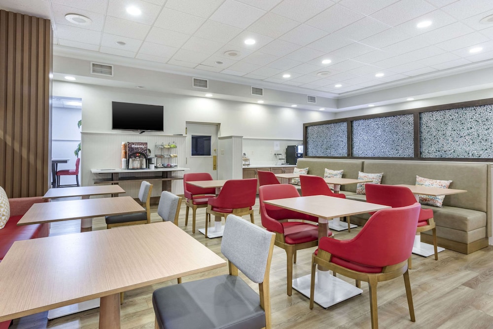 mainstay suites ocean city west