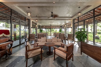 coco island villa and hotel ninh binh