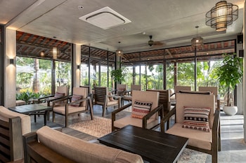 coco island villa and hotel ninh binh