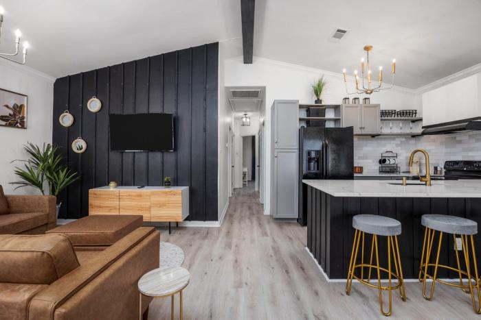 wonderful getaway in east houston