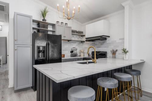 wonderful getaway in east houston