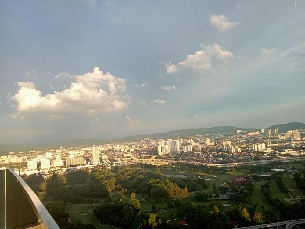 eaton residences klcc by luna