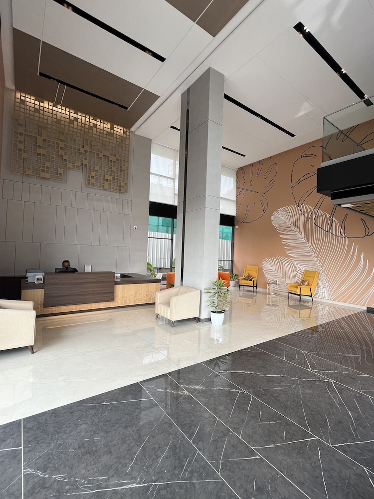 presidency airport hotel