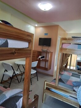 f ponce de leon road