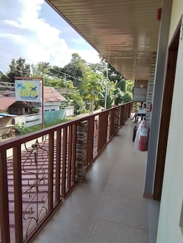 f ponce de leon road