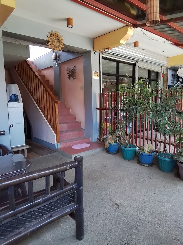 f ponce de leon road