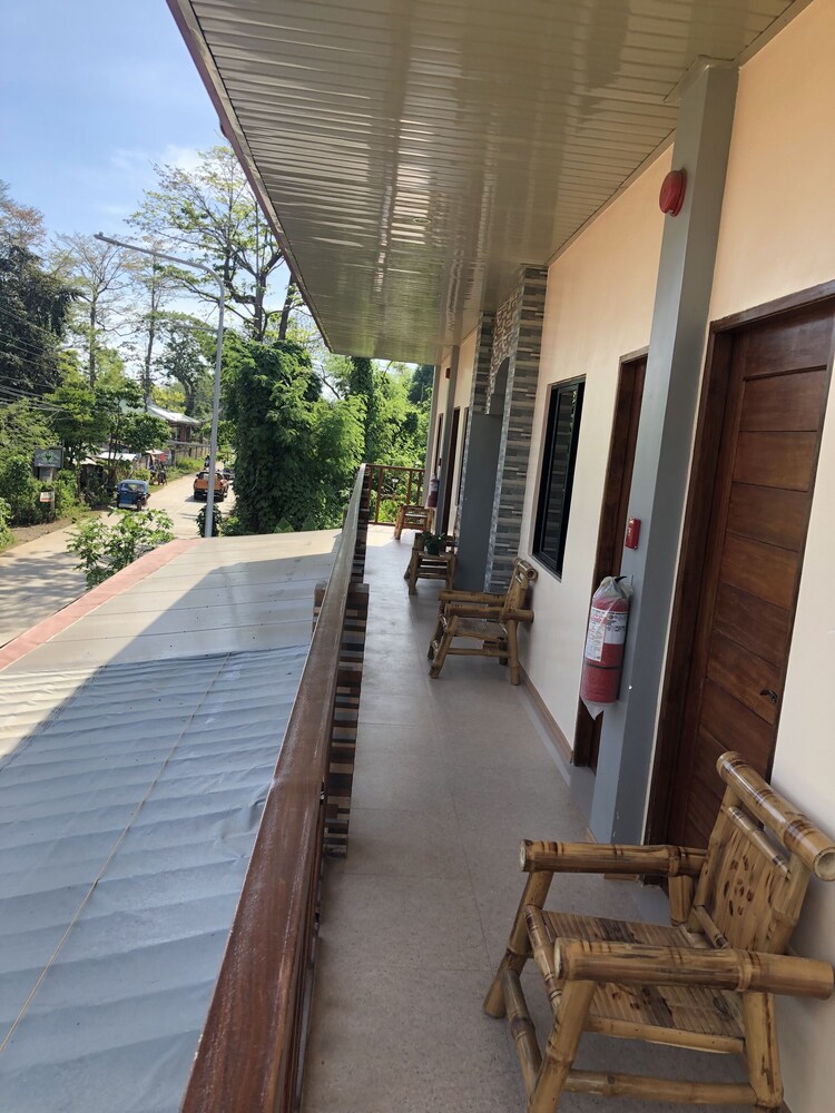 f ponce de leon road