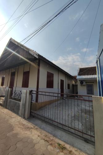 oyo 93173 khazanah room syariah