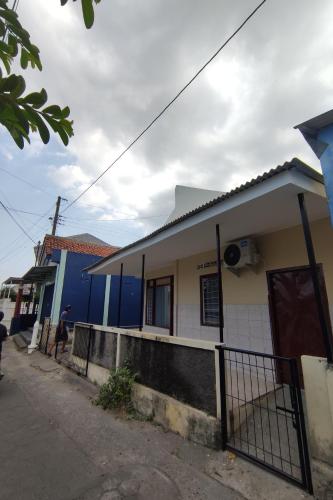 oyo 93173 khazanah room syariah