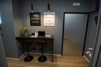 contemporaneamente 147