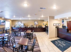 cobblestone inn and suites winters