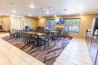 cobblestone inn and suites winters
