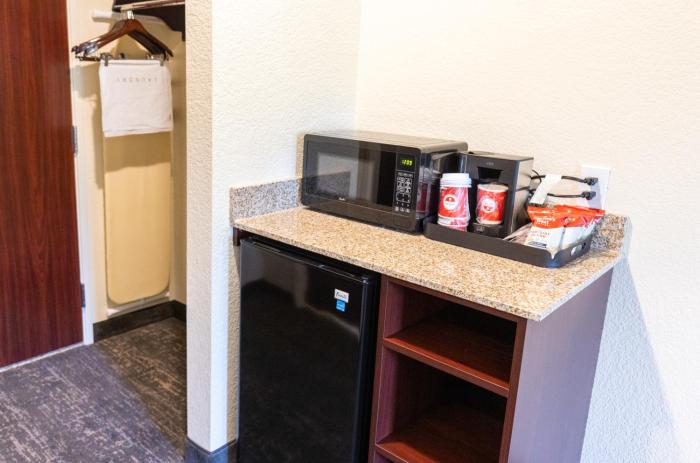 cobblestone inn and suites winters