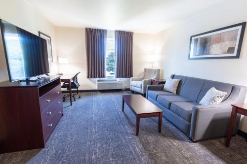 cobblestone inn and suites winters