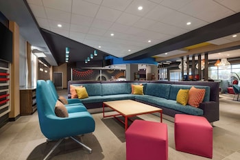 Tru By Hilton Charlotte Tyvola I-77,Sharon Woods>>Charlotte,3 star