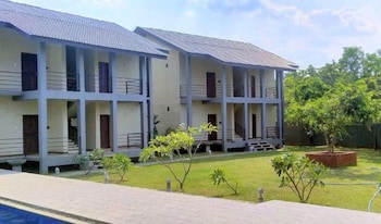 Sigiriya Retreats,Dambulla>>Sigiriya,2 star