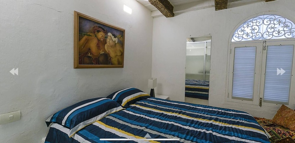 luxury large apartment with colonial balcony