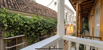 luxury large apartment with colonial balcony