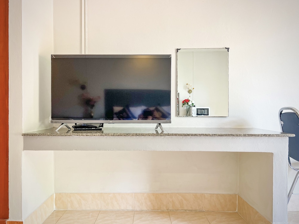 tris miracle kata beach side